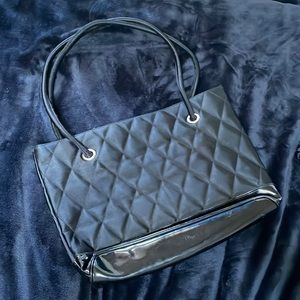 black puffer handbag
